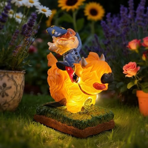 Garden Gnome Statue Highland Cow Gift,Yard Patio Balcony Outdoor Decor Solar Light Figurine, Christmas, Housewarming Idea Gift for Mom, Neighbor,Gnome Lover