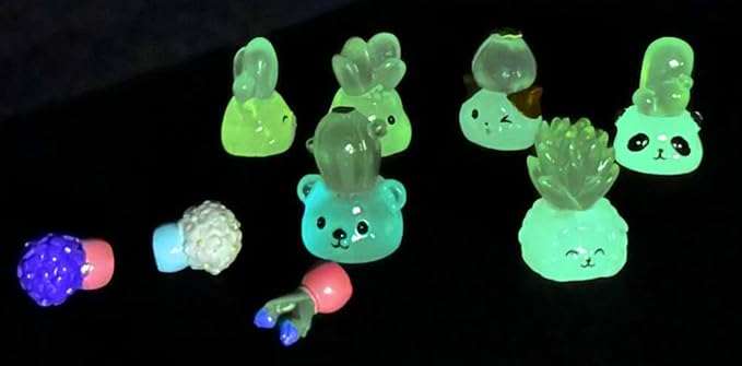 Geiomoo Miniature Resin Fish Tank Landscape Set, Mixed Garden Mini Accessories for Home DIY Crafts Decors (10 Pcs)
