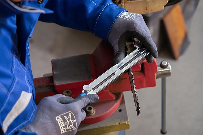 PFERD Chain Sharp® CS-SLS 7/32" Chain Saw Sharpener Set, Includes a Sharpener, Two Classic Line Chain Saw Files - for Comfortable and Power-Saving Sharpening of Saw Chains - Pack of 1 - Part 18078