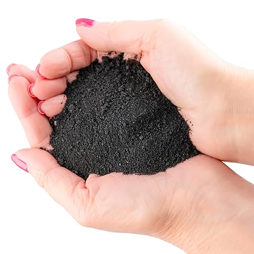 Premium 12-0-0 Organic Blood Meal Fertilizer by Gardenera - All-Natural Plant Food Source of Nitrogen for Organic Gardening, Flowers, Vegetables, Trees & Shrubs - 5 Quart