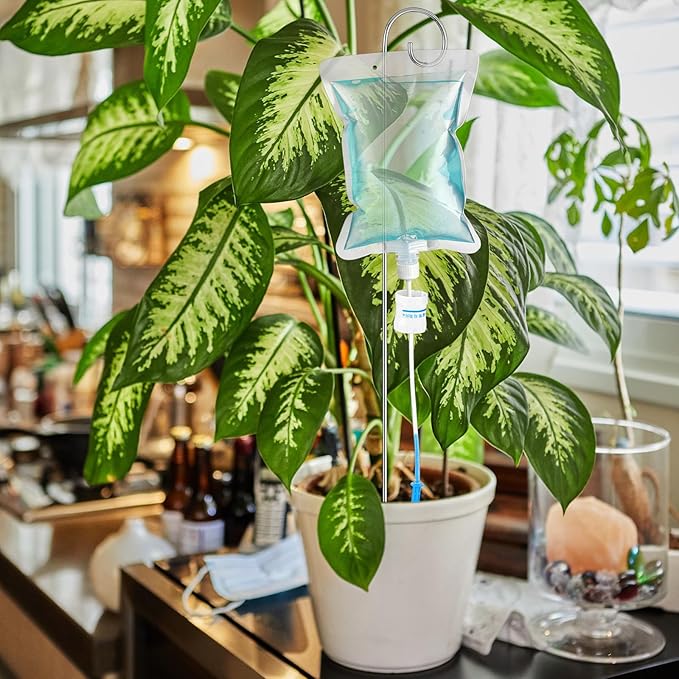 Plant Drip Irrigation Set 500ml Drip Water Bag Plant Waterer with Support Rod Plant Watering Stakes Self Watering Spikes Automatic Watering System for Potted Plants Indoor Outdoor(9 Pcs)