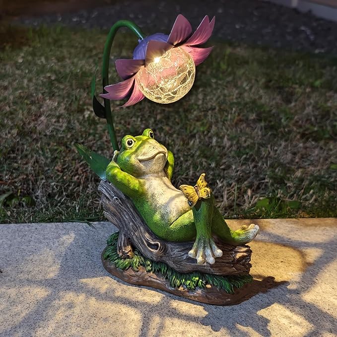 Solar Frog Garden Decor Outdoor Statue - Frogs Umbrella LED Waterproof Sculptures Lights, Patio Pathway Frog Figurine for Yard Decoration Lawn Ornament Gardening Gifts for Women Mom Grandma