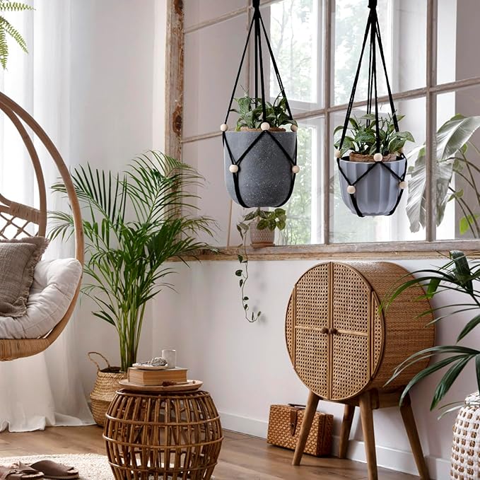 Artilady Black Hanging Planter for Indoor Plants Macrame Plant Hanger Large Hanging Plant Holder Basket with Adjustable Beads Outdoor Window Boho Plant Wall Decor