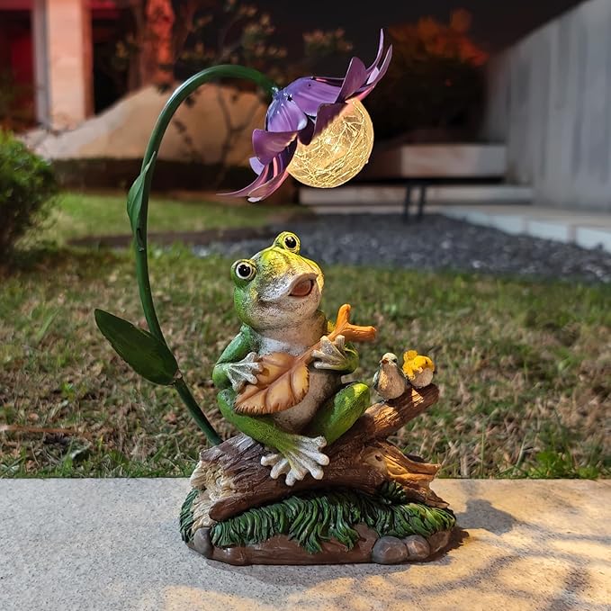 Garden Decor Statues, Outdoor Funny Frog Statue, Solar Frog Gift Sculpture Decoration for Home Patio, Yard, Lawn, Porch, Ornament