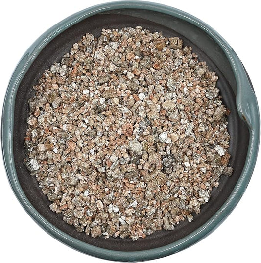 10QT Horticultural Vermiculite Bulk, Organic Vermiculite for Plants, Course Grade Vermiculite for Gardening, for houseplants, for Mushrooms, to Maintain Soil Moisture and Plant Growth(5-8mm)