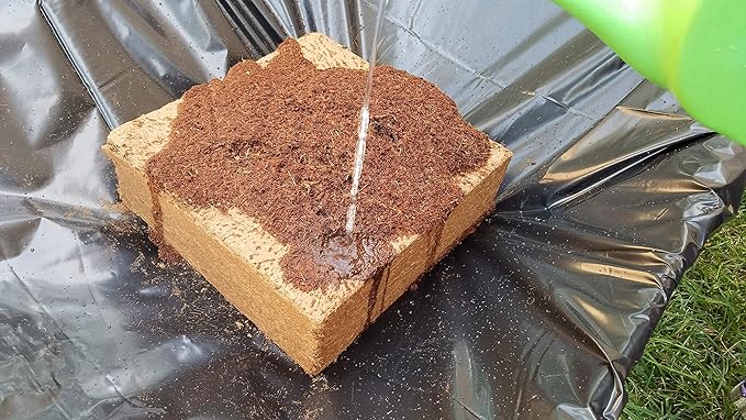 Verdana Coco Coir Brick Potting Mix – 5 Lb Pack - 4X 1.25 Lb Compressed Bricks - Coconut Fiber, Coco Peat - Alternative to Peat Moss – Soilless Growing Medium - Low EC, Optimum pH, High Expansion