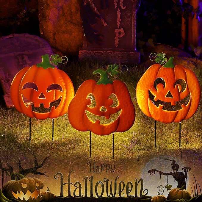 Juegoal 3 Pack Halloween Lighted Pumpkin Garden Stakes, Metal Jack-o-Lantern Light Up Outdoor Decor, Halloween Yard Signs with Battery Powered & Timer, Decorative Pumpkins Figurine for Lawn Pathway