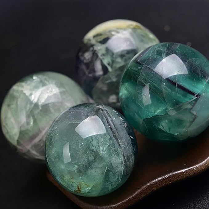 5-6CM/1.97-2.36inch Natural Fluorite Crystal Ball Hand Polished Fluorite Sphere Decorative Sphere Healing Crystals Ball Healing Stone Crafts Home Decor Ornament Gifts (50-60mm, Fluorite)
