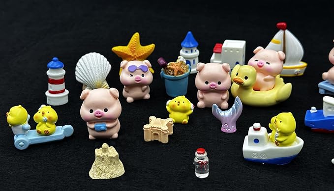 Geiomoo Mini Resin Crafts, Mixed Garden Accessories, Miniature Set for DIY Landscape Home Fish Tank Decors (30 Pcs)