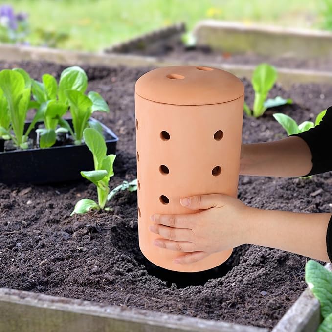 Underground Worm Farm 10 * 4.13 * 4.13Inch Garden Composting bin Ceramics Outdoor Gardening Compost Bin with Holes and Lid Clay for Vegetable Backyard Compost Bin Outdoor