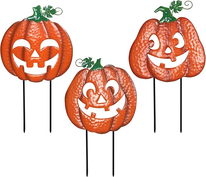 Juegoal 3 Pack Halloween Lighted Pumpkin Garden Stakes, Metal Jack-o-Lantern Light Up Outdoor Decor, Halloween Yard Signs with Battery Powered & Timer, Decorative Pumpkins Figurine for Lawn Pathway
