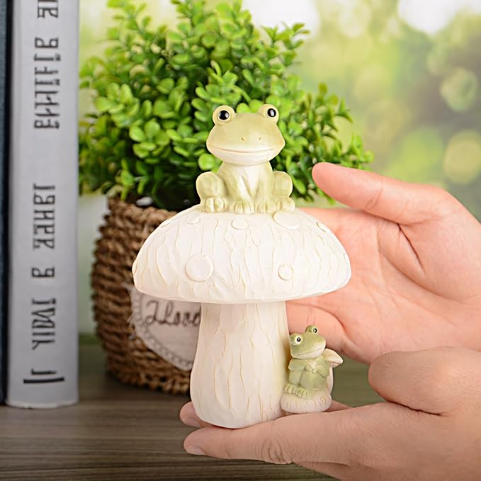 Frog Garden Decor Outdoor Statues, Mushroom Home Decor with Frog Figurines Outdoor Fairy Gardens Accessories Lawn Ornaments, Cute Garden Statues for Outside Yard Lawn Planters Art Decorations Gifts