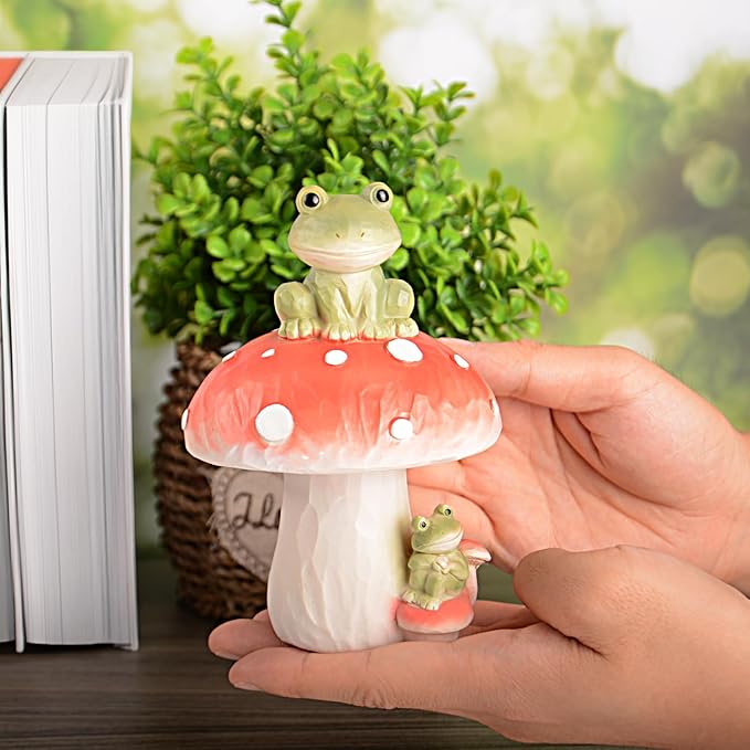 Frog Garden Decor Outdoor Statues, Mushroom Home Decor with Frog Figurines Outdoor Fairy Gardens Accessories Lawn Ornaments, Cute Garden Statues for Outside Yard Lawn Planters Art Decorations Gifts