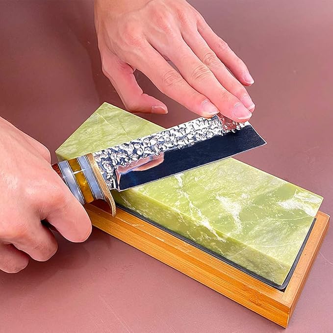 Large Size Polishing Sharpening Stone,Grit 10000# Knife Sharpener Whetstone Final Fine Polishing Natural Green Honing Oilstone for Knives Tools,Cutting Tools 180 * 60 * 30mm with Bamboo Base