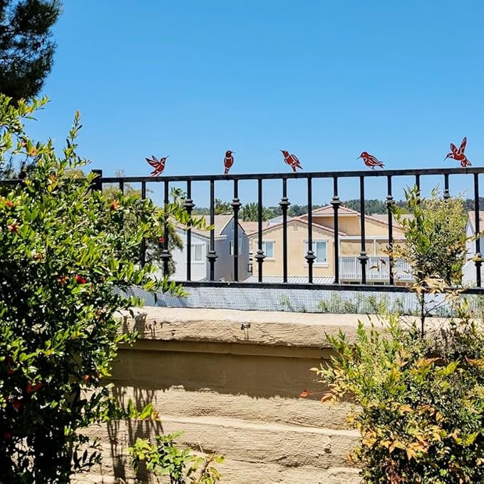 5PCS Rusty Birds Decoration, Outdoor Metal Birds Decor for Yard, Wall & Fence - Hummingbirds Craft Statue Ornaments - Garden Sculptures and Yard Art - Rustic Garden/Farmhouse Decor, Double-Side Design