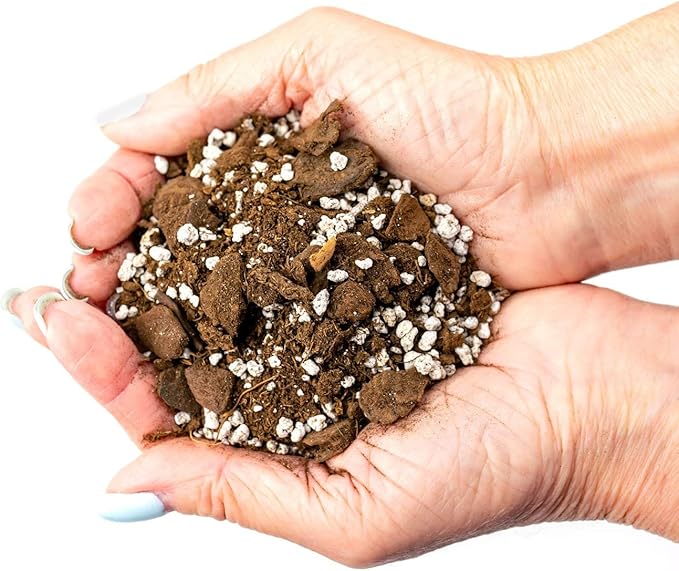 Gardenera Indoor Herb Soil Mixture - Specially Blended for Growing Kitchen Plants, 4 Quart Bag