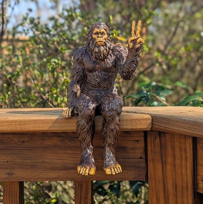 John Bernard & Company Bigfoot Peace Sign Decorative Sasquatch Yeti Statue/Figurine Indoor/Outdoor Sculpture for Patio, Deck, Home, Office 10 in H Shelf Sitter Figurine (Natural)