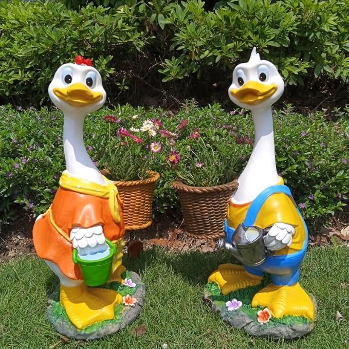 Couple Duck Garden Statue Duck Succulent Plant Flower Pot Goose Flower Pot Sculpture Indoor and Outdoor Art Decoration Courtyard Terrace Balcony Living Room Office Decoration Festival Gifts