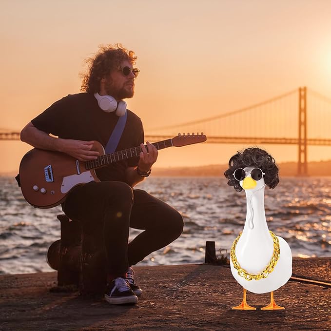 DECOHS 3 Pcs/Set Cool Porch Goose Outfits, Cool Lawn Goose Statue Costume Clothing, Porch Garden Goose Gold Chain Collar Costume Sunglasses Wig for Outdoor Patio Yard Decoration Pet Cosplay Party