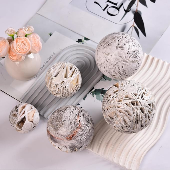 JIC Gem Mexican White Agate Crystal Ball with Wooden Stand White Healing Crystal Sphere Ball for Feng Shui Decor Spiritual Gifts 60-70mm