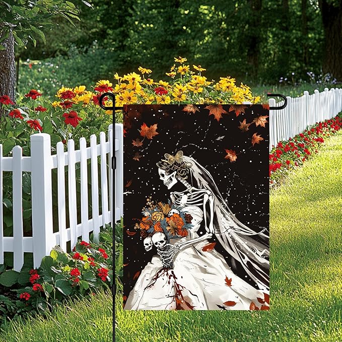 Halloween Horror Garden Flag 12x18 Inch Bloody Skeleton Bride Skull Flower Bouquet Flag Outdoor Yard Decoration House Banner Porch Lawn Patio Home Decor