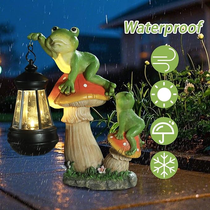 Garden Frogs Statue, Large Funny Frogs Figurine Climbing on Mushroom and Holding a Solar LED Lantern Resin Ornament for Patio Yard Lawn Porch Outdoor Decor, Women/Gardening Decoration Gifts