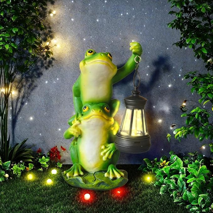 Solar Outdoor Statues Frog Garden Decor Figurine Lights for Outside, Yard Decorations Outdoor Patio Decor, Unique Housewarming Gardening Gifts for Women