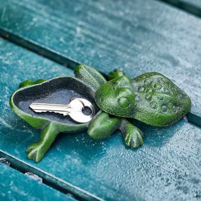 Cast Iron Frog Key Hider, Decorative Outdoor Hidden Keys Holder, Small Frog Statue and Key Hiders Outside, Animal Shaped Garden Spare Keys Storage for Indoor Yard Patio Decor, Green