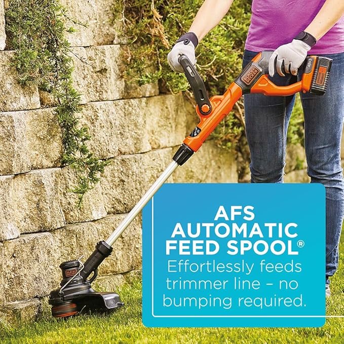 BLACK+DECKER 40V Max Cordless Leaf Blower and Weed Eater Combo with Battery and Charger, String Trimmer and Weed Wacker with Automated Feed Spool (LCC340C)