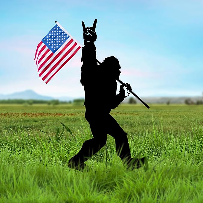 Paito 3.3ft Tall Metal Bigfoot Yard Decor Garden Stakes Display, Life Size Bigfoot Sasquatch Outdoor Yard Art Statue for 4th of July Decorations, Lawn