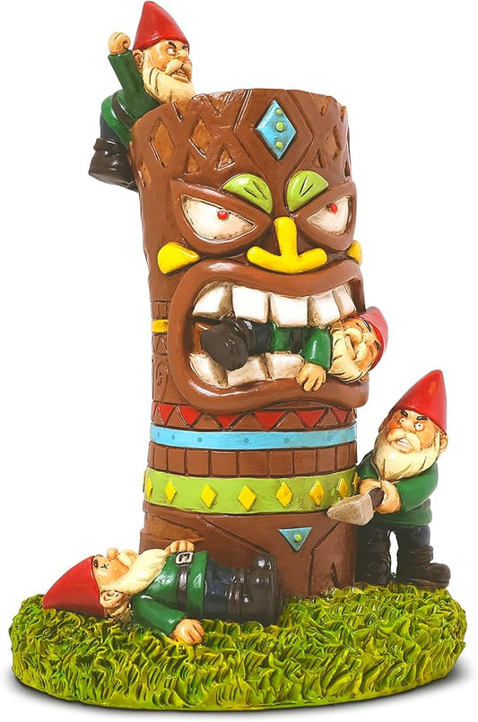 Tiki Battle Gnome Garden Statue – 9" Hilarious Resin Yard Decor – Hand-Painted Gnomes vs. Tiki Totem Outdoor Sculpture – Durable & Weather-Resistant for Indoor/Outdoor Use