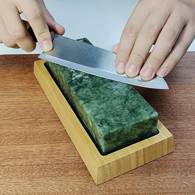 Large Size Polishing Sharpening Stone,Grit 10000# Knife Sharpener Whetstone Final Fine Polishing Natural Green Honing Oilstone for Knives Tools,Cutting Tools 180 * 60 * 30mm with Bamboo Base