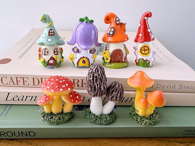 Mini Mushroom House Set - 4pcs Miniature Houses and 3pcs Mini Mushrooms for Fairy Gardens, Micro Landscapes, Moss Decorations (Mushroom House)