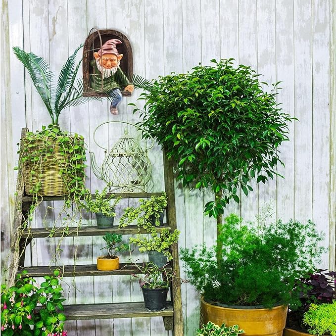 Elf Out The Door Gnome Tree Hugger Statue, Funny Whimsical Garden Peeker Sculpture, Resin Tree Face Decor Outdoor, Hanging Gnome Figurine for Yard Patio Lawn Porch Decoration, 7"x13"