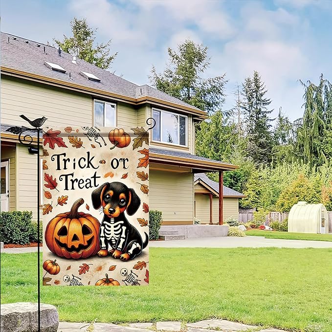 Halloween Garden Flag Beagle Trick or Treat Flag 12x18 Inches Double Sided Pumpkin Yard Banner for Outdoor Fall Lawn Porch Holiday Decoration Cute Pet Autumn Seasonal House Decor