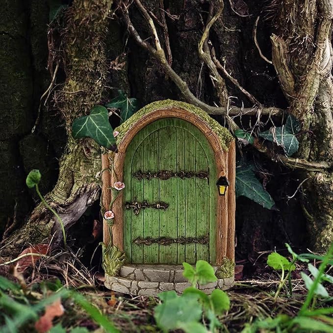 JJLFresheners 3Pcs Green Fairy Door Wooden Miniature Fairy Garden Doors Outdoor Mini Gnome House Accessories for Tree Trunk Ornaments Miniatures, Garden Sculptures and Statues, Fairy Door