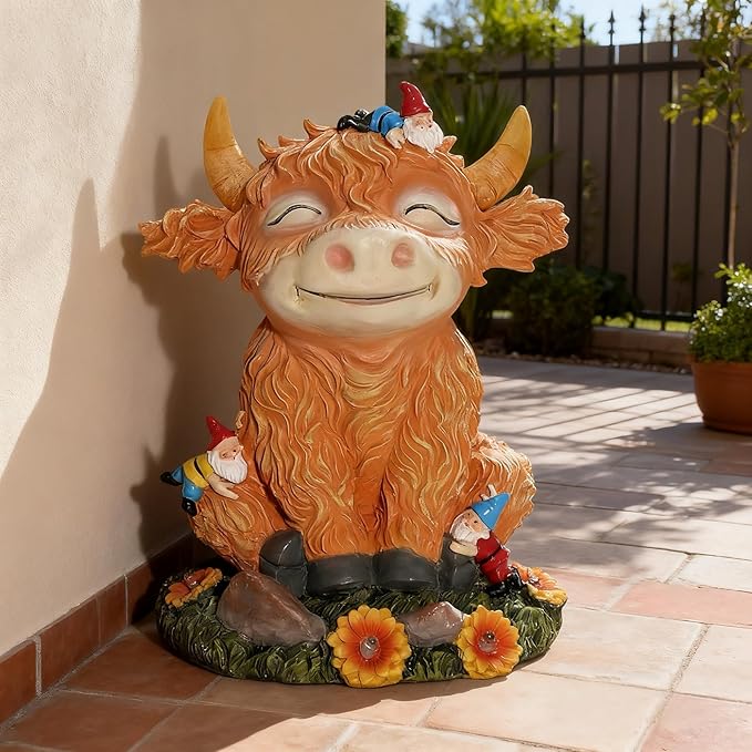 Solar Garden Statue Highland Cow Figurine with Funny Gnomes Garden Outdoor Decor for Yard Patio Lawn Christmas Housewarming Gifts for Women,Mom,Grandma (Yellow)