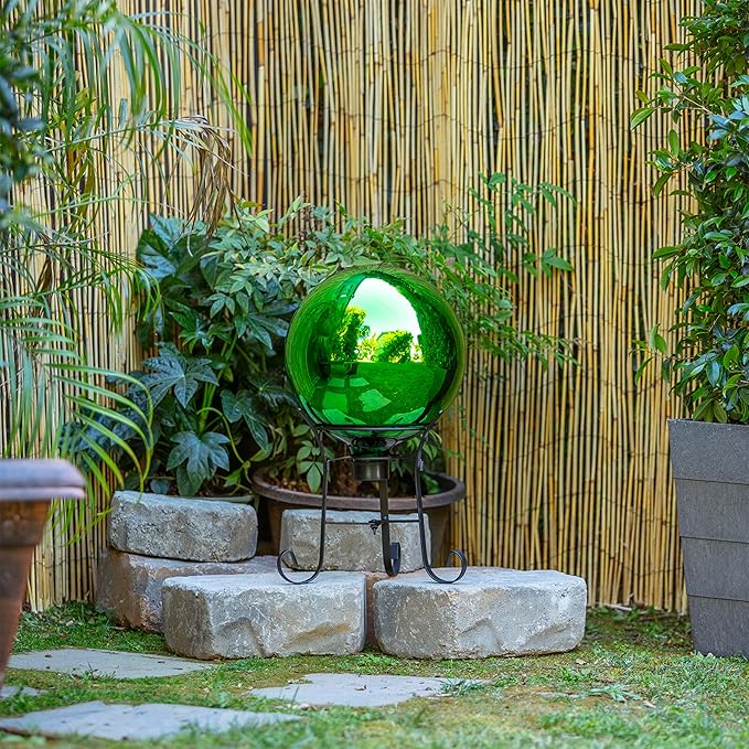 Alpine Corporation 10" Diamater Indoor Outdoor Glass Gazing Globe Festive Yard Decor, Green