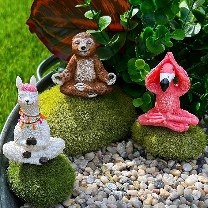 Mood Lab Miniature Yoga Figurines Set - Funny Mini Statue Kit of 3 pcs - Flamingo, Lama & Sloth in Meditation Pose - Fairy Garden Decor