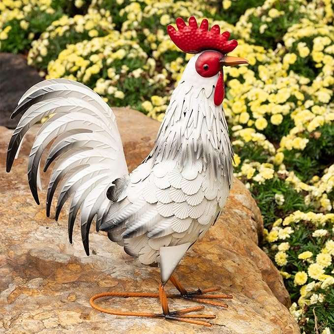 TERESA'S COLLECTIONS Garden Decor, White Rooster Garden Decor, Waterproof Metal Garden Statue, 17.5", Rooster Gifts, Garden Gifts for Women Mom Dad, Indoor/Outdoor