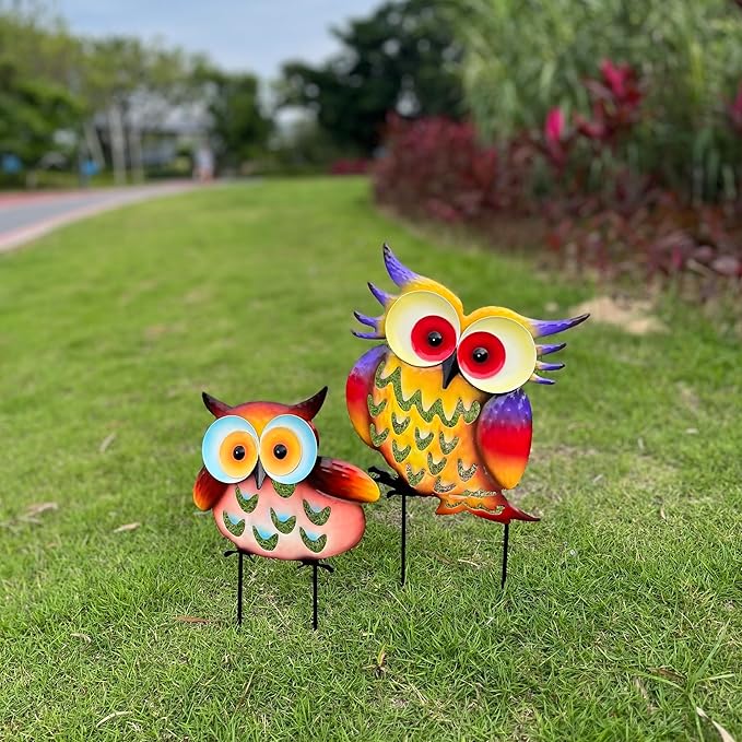 Pack of 2 Metal Fresh Color Owl Garden Statues Silhouette Couple Stakes Decorative Outdoor Animal Sculptures for Yard Décor and Lawn Ornaments