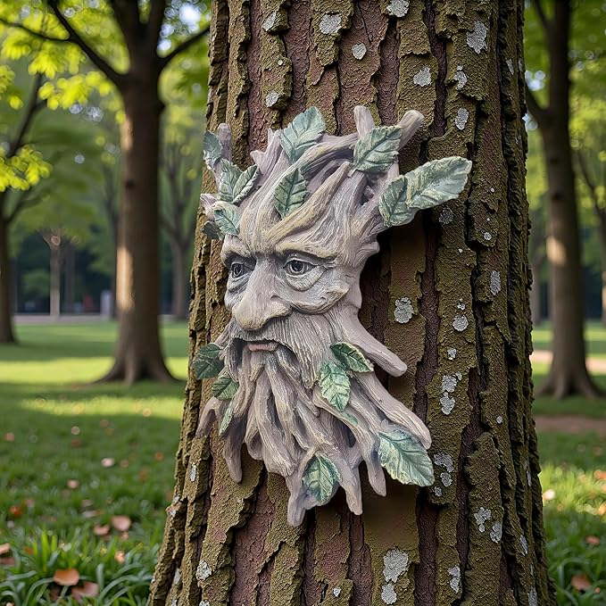 Whimsical Tree Face Garden Decoration ，Tree Faces Decor Outdoor Wallmounted Statue Art with Leaf Features, Outdoor Decor Garden Accessory (Nature and Outdoors)
