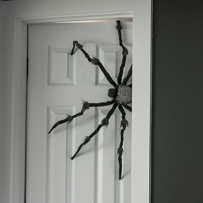Halloween Spider/Tarantula with Red Eyes for Halloween Haunt Décor Best Halloween Decoration