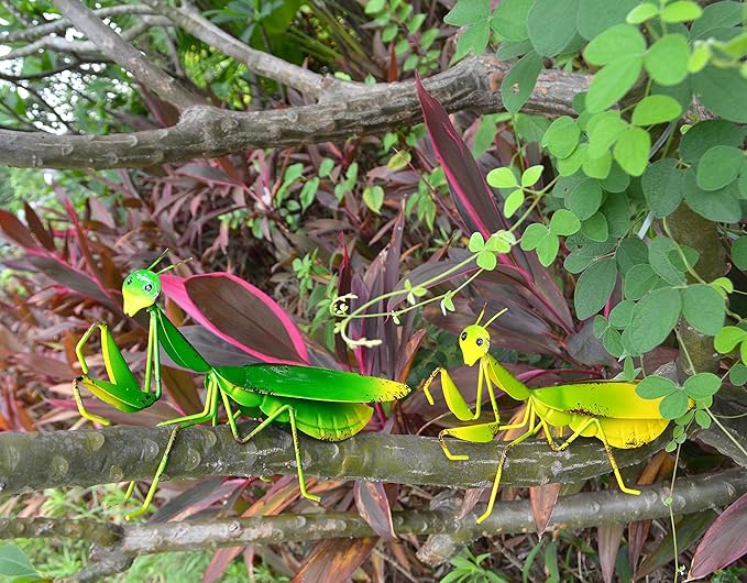 GIFTME 5 Metal Mantis Garden Yard Art Decor,Praying Mantis Outdoor Wall Decor for Garden,Patio,Tree,Fence,Lawn Ornaments Set of 2